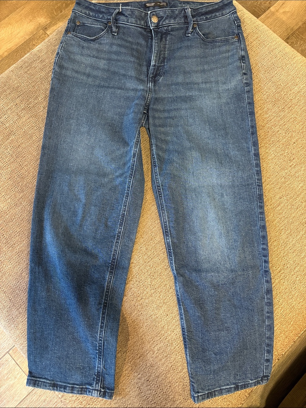 Vera Wang Relaxed Boyfriend Crop size 10